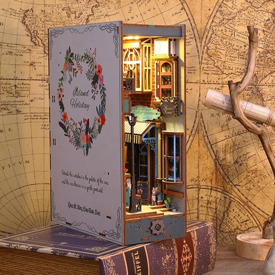 shakespeare book nook kit